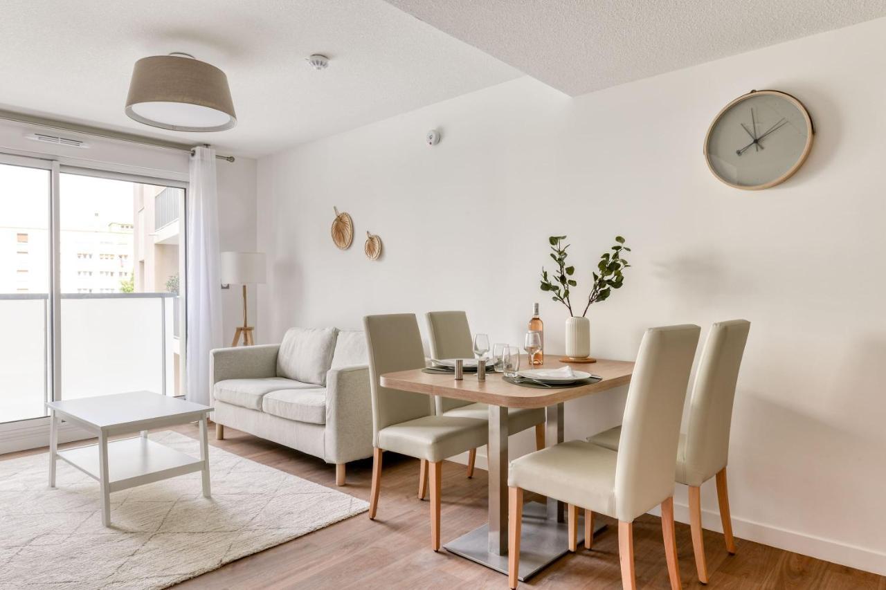 Ovelia Montpellier - Les Balcons De Montcalm Apartment Bagian luar foto