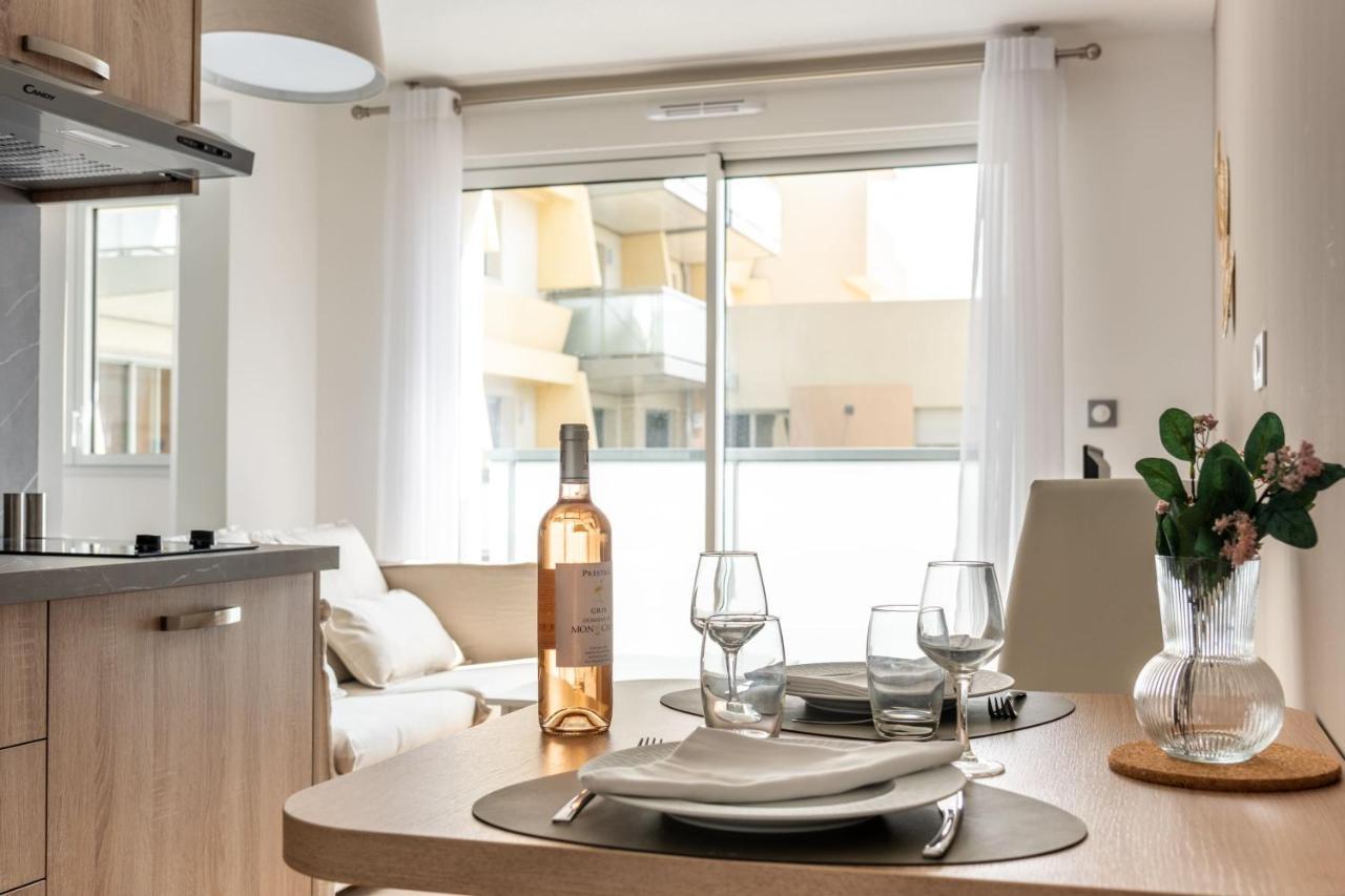 Ovelia Montpellier - Les Balcons De Montcalm Apartment Bagian luar foto